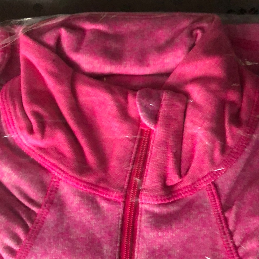 Athleta Olompali Half Zip in Brilliant Magenta - Picture 3 of 8